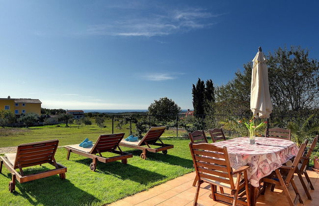 Villa with Swimming Pool, Volleyball Court & Hot Tub, near Rovinj - Foto 23