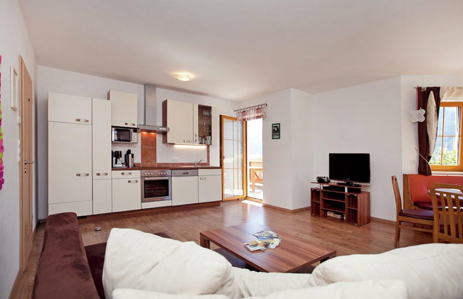 Flat in Mittersill Near Ski Lift - Photo 8