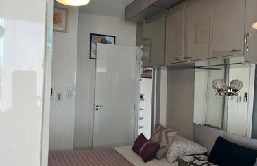 Flat sensacional 5 pessoas em condomínio moderno 2 suites climatizados - Foto 2