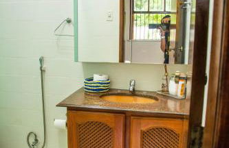 Ampla casa com piscina para família e amigos - Foto 37