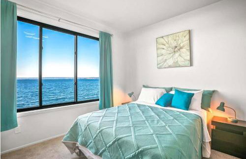 Waterfront Haven with Spectacular View in Bainbridge - Foto 19