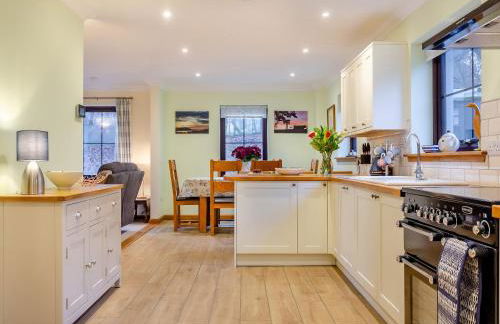 Bunchrew Farm Cottage - Photo 7