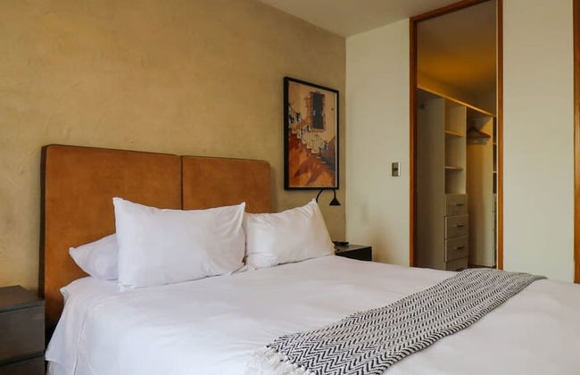 w Picturesque 2BR at Malecon - Photo 23