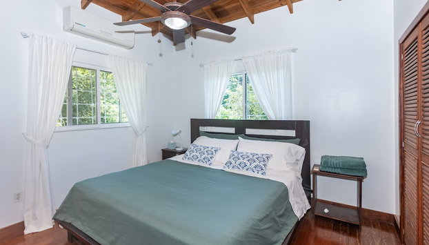 Valley View 2 Bedroom Home - Foto 5, Habitación