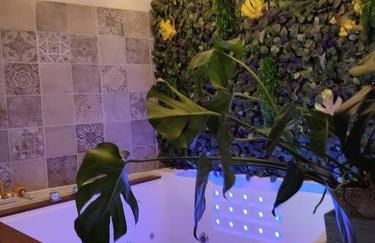 La Cabana Agréable logement avec Jacuzzi/Balnéo - Foto 14