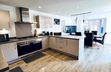 4 Bedroom home with study space - Foto 20