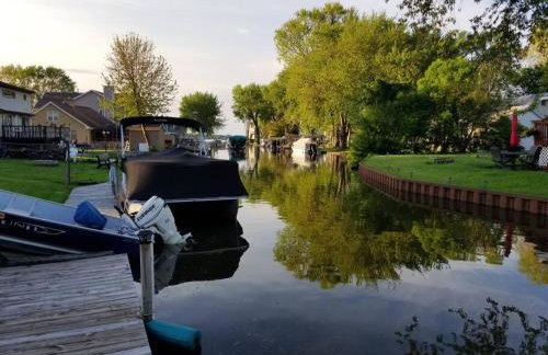 Chain O Lakes Nautical 4Bed 3Bath Waterfront with Bonus Room, Large Deck and Hot Tub - Foto 60