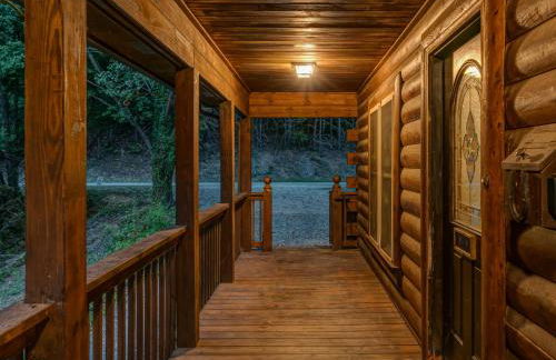 1 bedroom with a loft and hot tub cabin 45 minutes to Asheville - Foto 22