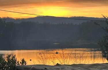 Riverlake House - frente ao lago e com jardim - Foto 23