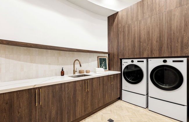 Woodhill Canyon - Photo 43