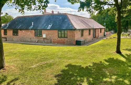 Rowdecroft Farm Cottage - Photo 15