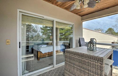 Lake Keowee Resort Condo with Balcony and Pool Access! - Foto 23