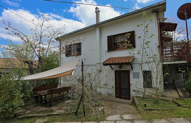 Villa in Sassetta With Private Botanical Garden - Photo 1