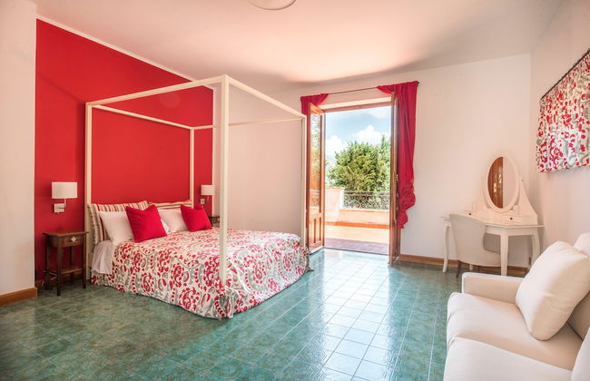 Una Scogliera sul Mare con Piscina by Wonderful Italy - Photo 6