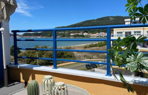 Apartamento con vistas al mar B5 Urb Puerto Azul - Foto 4