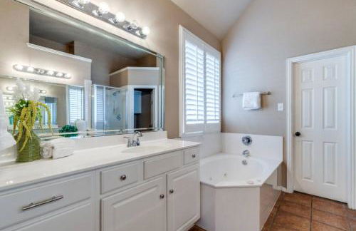 Rockwall Urban Oasis-Pool/Spa/Games/Park/Lakeside - Foto 31