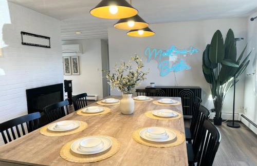 Spacious Poolside Boston Stay Sleeps 8 Pet Friendly - Foto 2