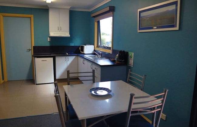 Strahan Bungalows - Photo 24