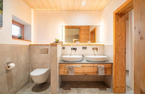 Luxus Chalet im Allgäu - Zirbenholz Schlafzimmer - Terrasse mit Bergblick - Infrarotkabine - Photo 13