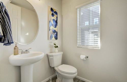 New Briargate Townhome - Mtn Views - Garage - Foto 18