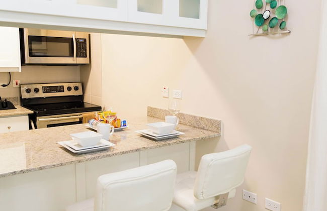 CTBH at EI8HT Super Studios - Foto 8