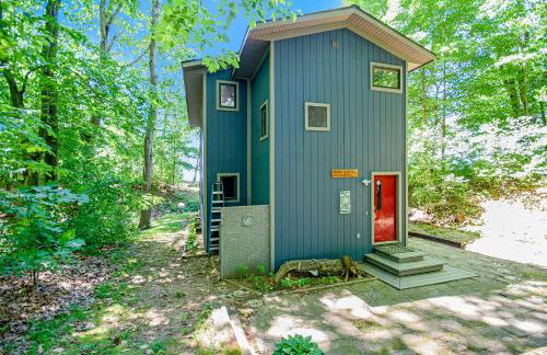 Jacobia Lakefront Retreat - Photo 32