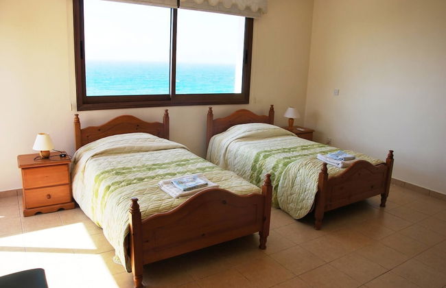 Villa Only 50m To The Sea, Sleeps 12, Polis - Foto 8