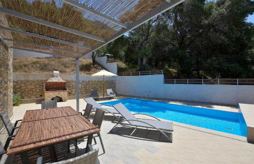 Corfu Travel Stories Villa, Private Pool - Stunning Sea Views - Accessible - 4 Bedrooms - Foto 11