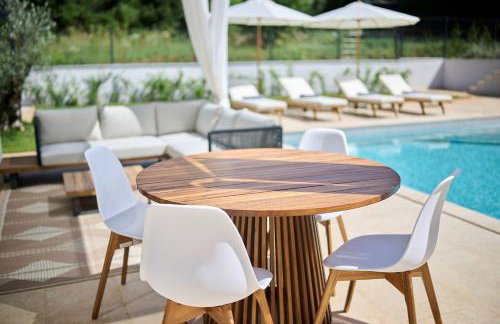 Beeindruckende Villa mit Privatpool, Whirlpool, BBQ - Hund willkommen - Foto 2