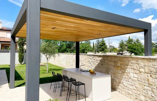 Villa Art Renata with Pool & Sauna - Photo 10