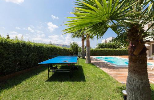 Aria Villas - Private Pool, Playground, Ping Pong & Close to Beach, By ThinkVilla - Foto 6