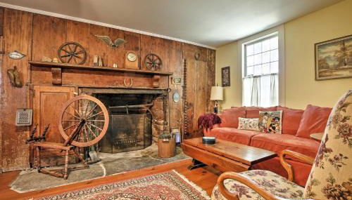 Historic Huntington Home - Walk to Westfield River - Foto 3