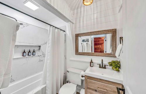 Cozy Cabin- Large Deck , Near the Slopes - Foto 26