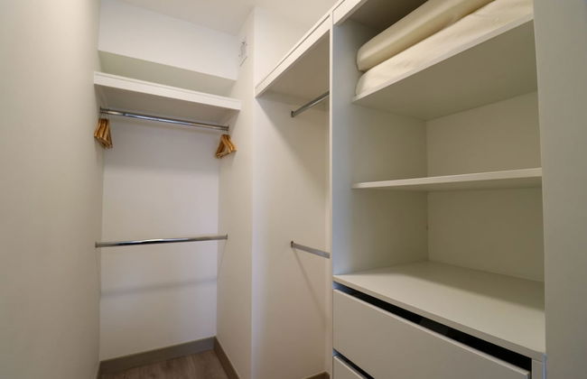 w Spectacular 2BR in the Heart of Miraflores - Photo 38