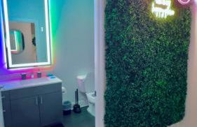 The 513 Flat! 1BR, 1Bath Apt with Pool and Riverfront View! Free Gated Parking! Only Steps from The banks & Stadiums! - Foto 5