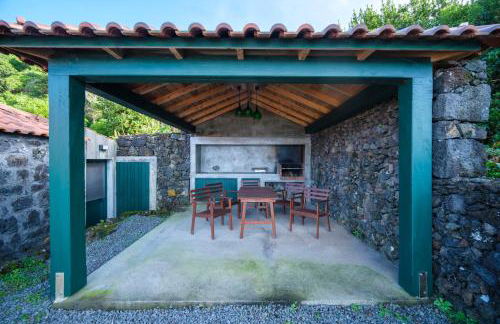 Stone Home Casa do Caisinho Pico island - Photo 10