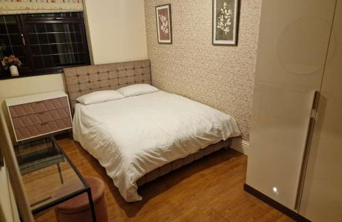 5 Bed 5 Bath Luxury Home Near Heathrow Free Parking - Foto 6