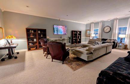 Midway Manor - Private Events, Weddings, Reunions - Foto 75