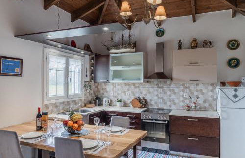 Armando Cottage - Private Nature Retreat with BBQ to Experience Magical Greek Hospitality By Villa Mana Gers - Foto 38