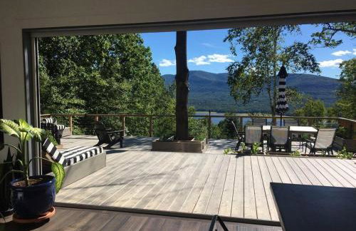 House 15 mins from Woodstock NY with stunning views - Photo 1