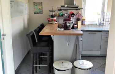 Tolle große Wohnung mit Kamin und Terrasse - Foto 14