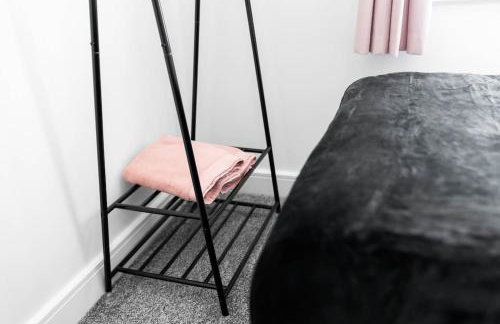 Family Contractors 3 bed house free parking sleeps7 - Foto 51