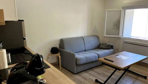 Studio rénové centre-ville de Lagnieu / WIFI - Foto 2