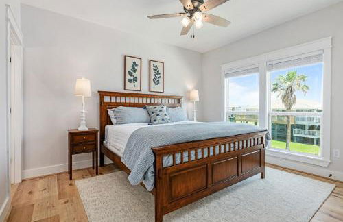 Steps to Beach, Luxury 4BR & 4BA, Views, Games, Dog-Friendly - Foto 34