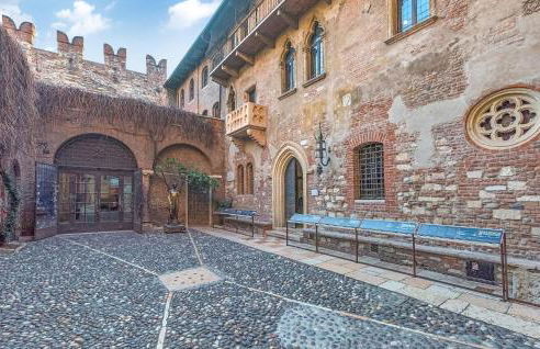 Gorgeous Apartment In Ospedaletto Di Pescant - Foto 29