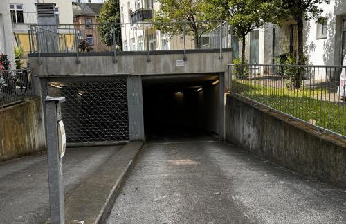 Gemütliche helle Dach-Wohnung in Frankfurt - Foto 12