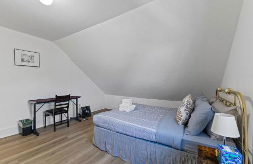 17-19Cozy&Spacious 6BR home in Malden with window AC and free parking - Foto 14