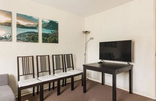 New! Inviting 1BR Flat by Richmond Park with Parking - Foto 6