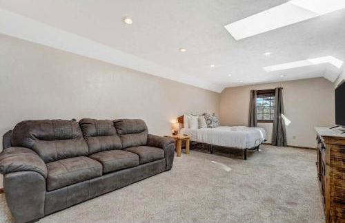 Moose Tracks Cabin - Hot Tub BBQ Billiards Groups - Foto 51