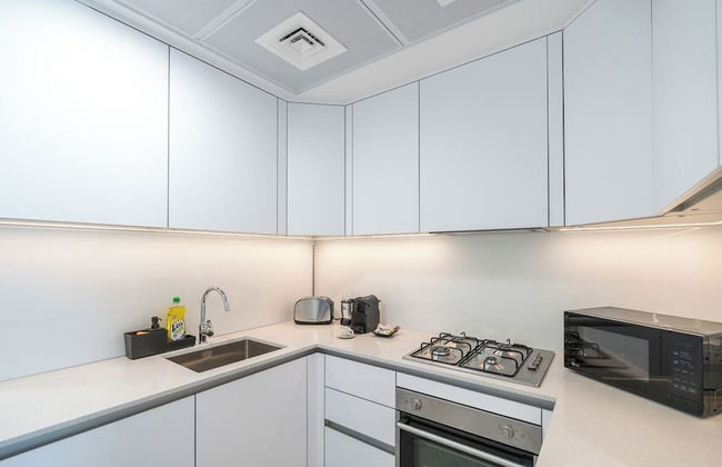 Brand New & Modern Studio JVC - Photo 70